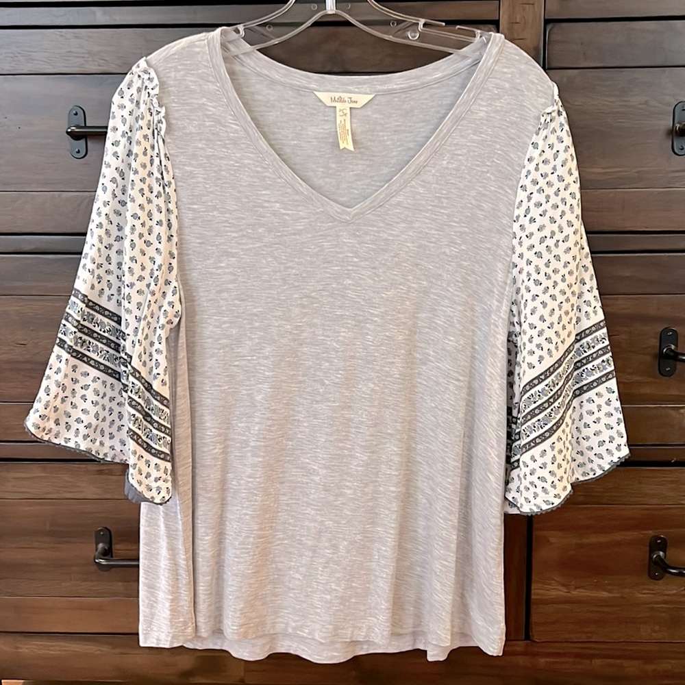 Like new grey Matilda Jane- Without a Care -top with patterned bell sleeves